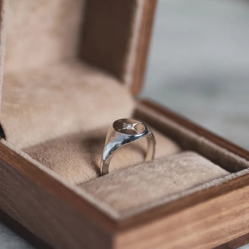 unisex jewellery gifts