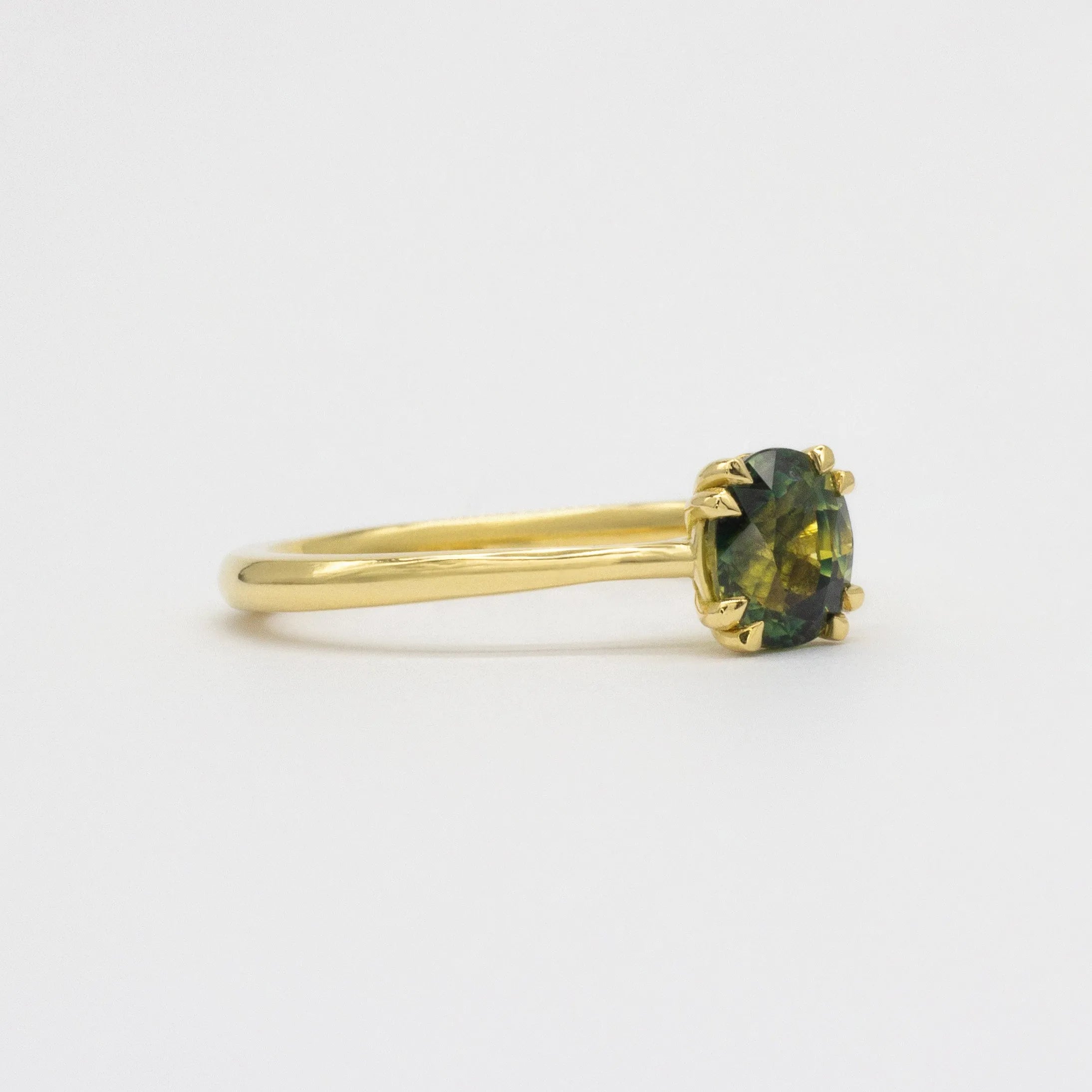 18ct Yellow Gold Double Prong Green Sapphire Engagement Ring
