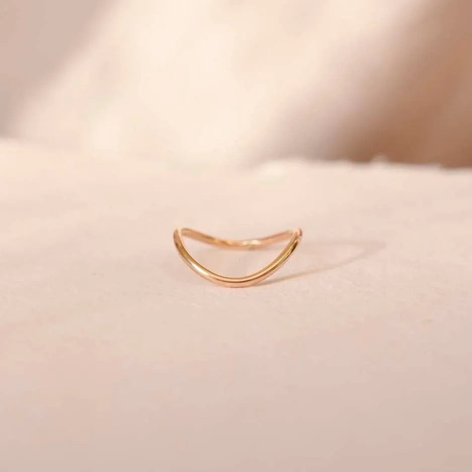 9ct Gold Flow Ring