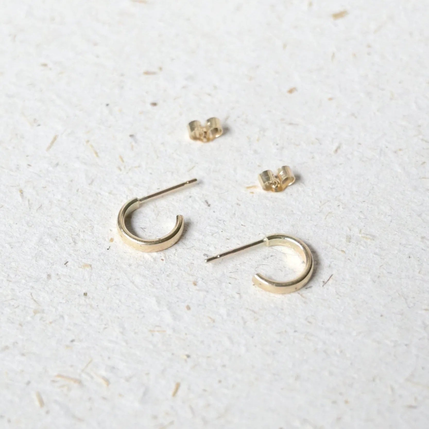 9ct Gold Huggie Hoop Earrings