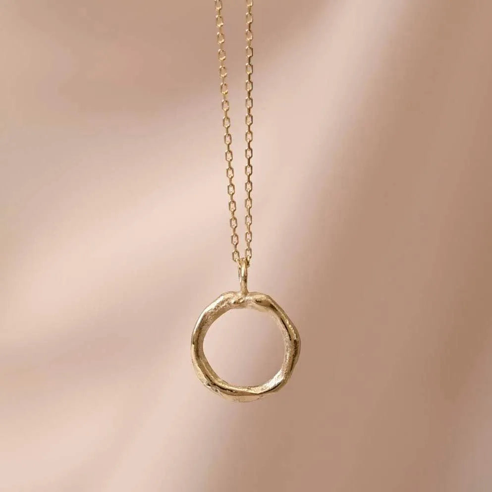 9ct Gold Organic Circle Pendant Necklace
