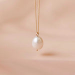 9ct Gold Pearl Pendant Necklace