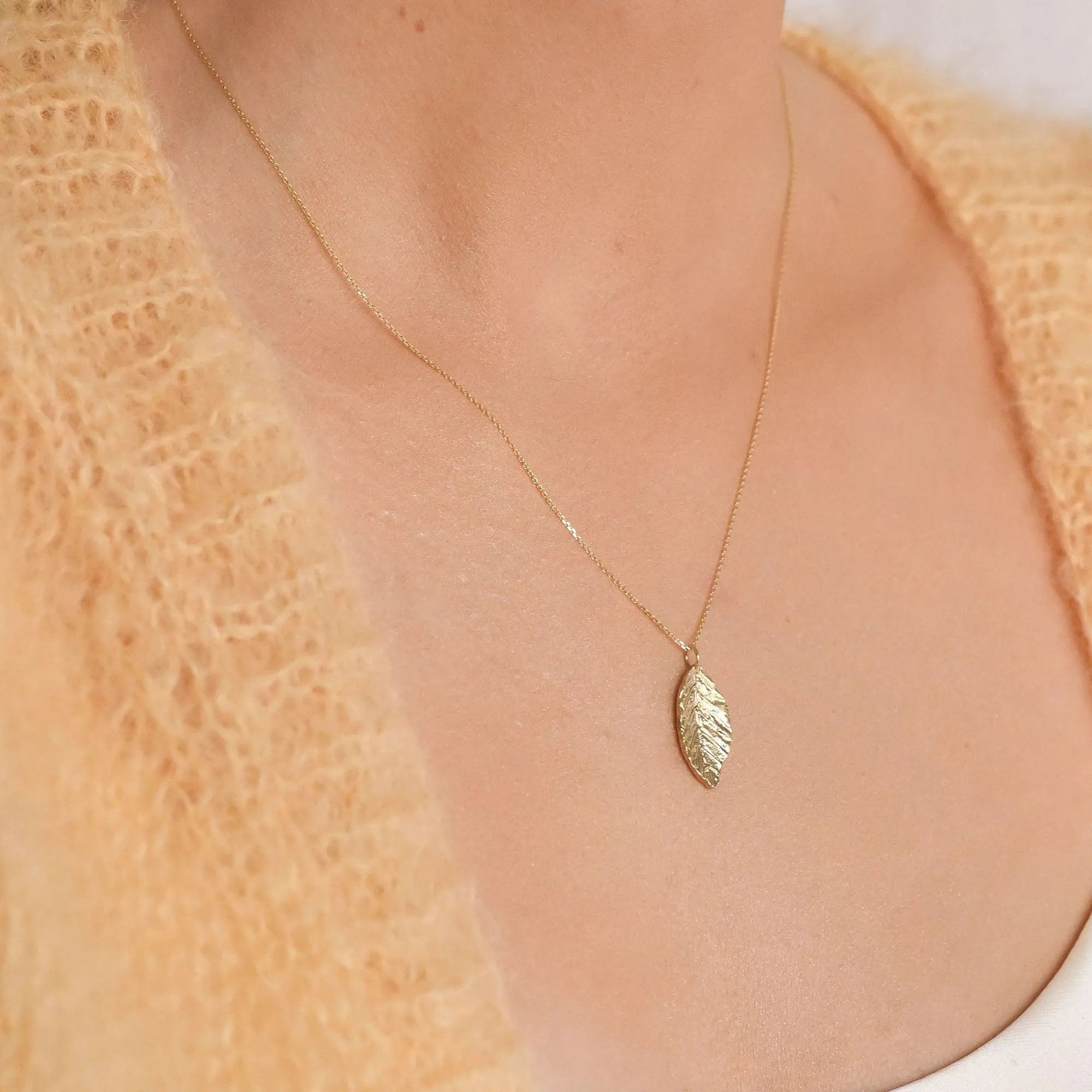 9ct Gold Personalised Leaf Necklace