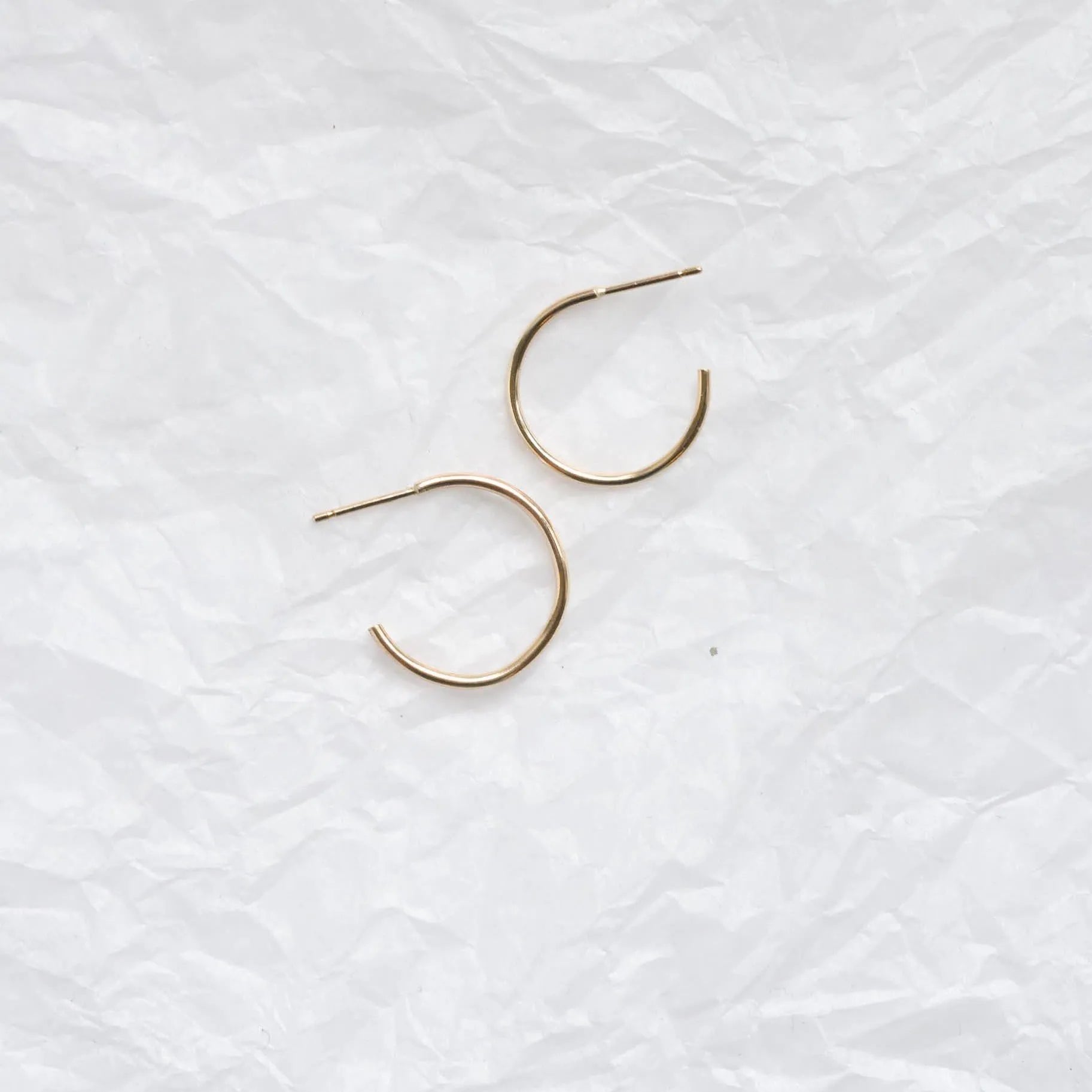 9ct Gold Small Delicate Hoop Earrings