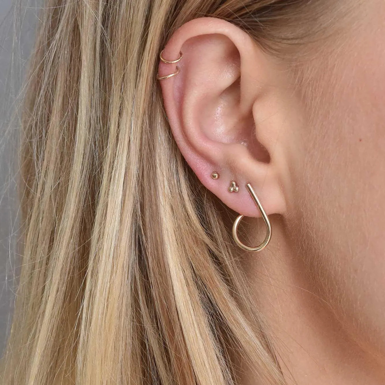 9ct Gold Triple Dot Stud Earrings