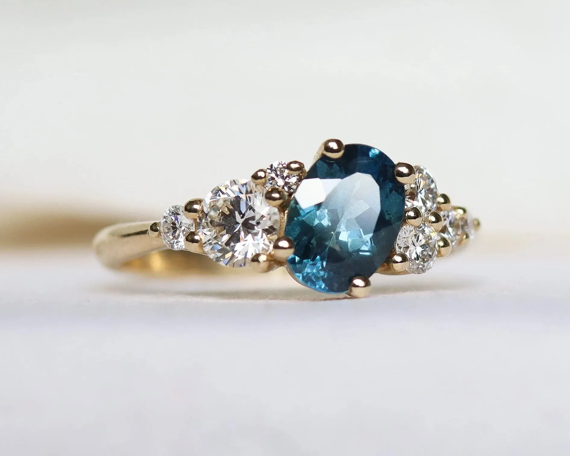 A guide to sapphire colours-Wild Fawn Jewellery