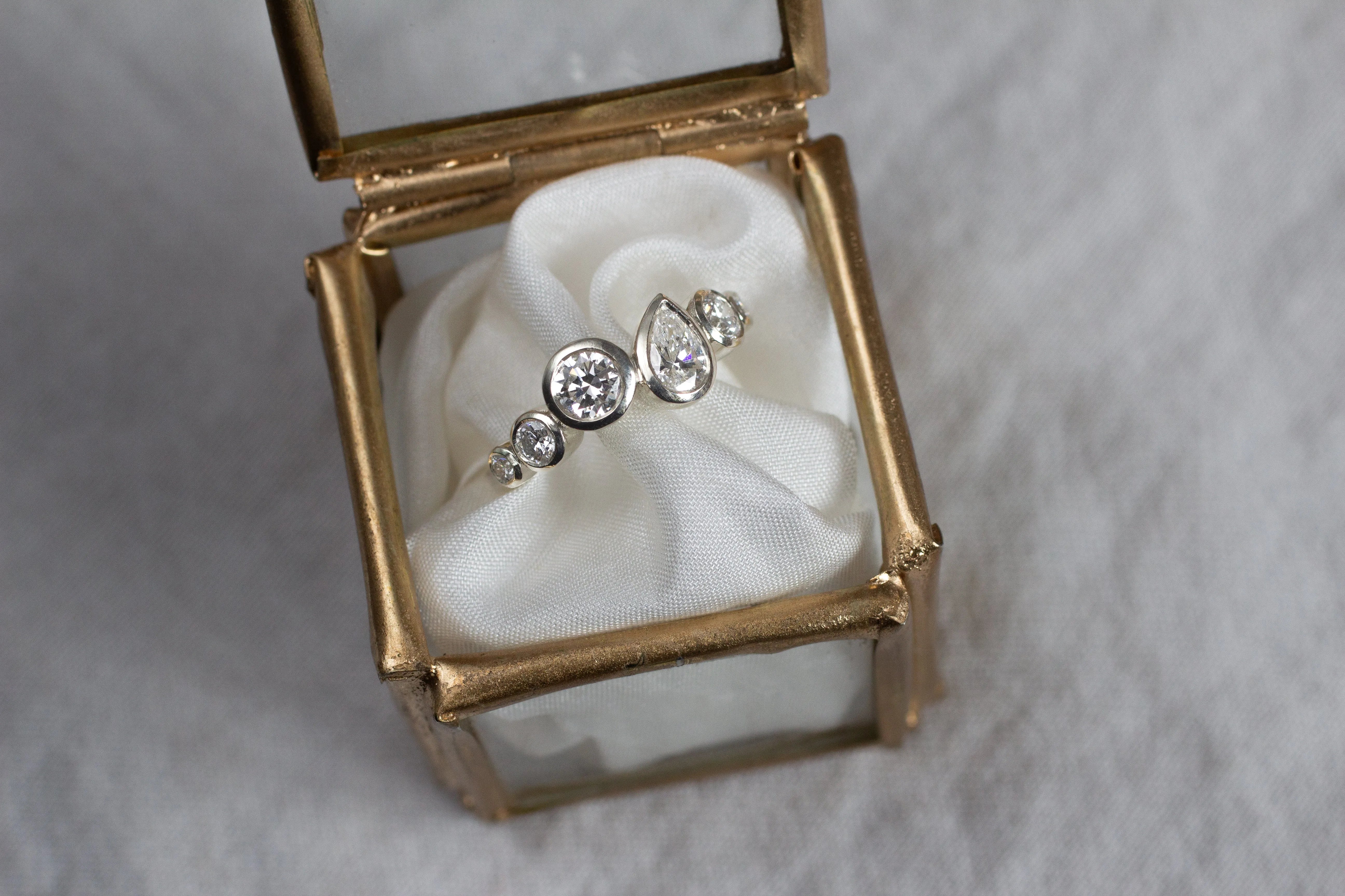 What is a bezel engagement ring?-Wild Fawn Jewellery