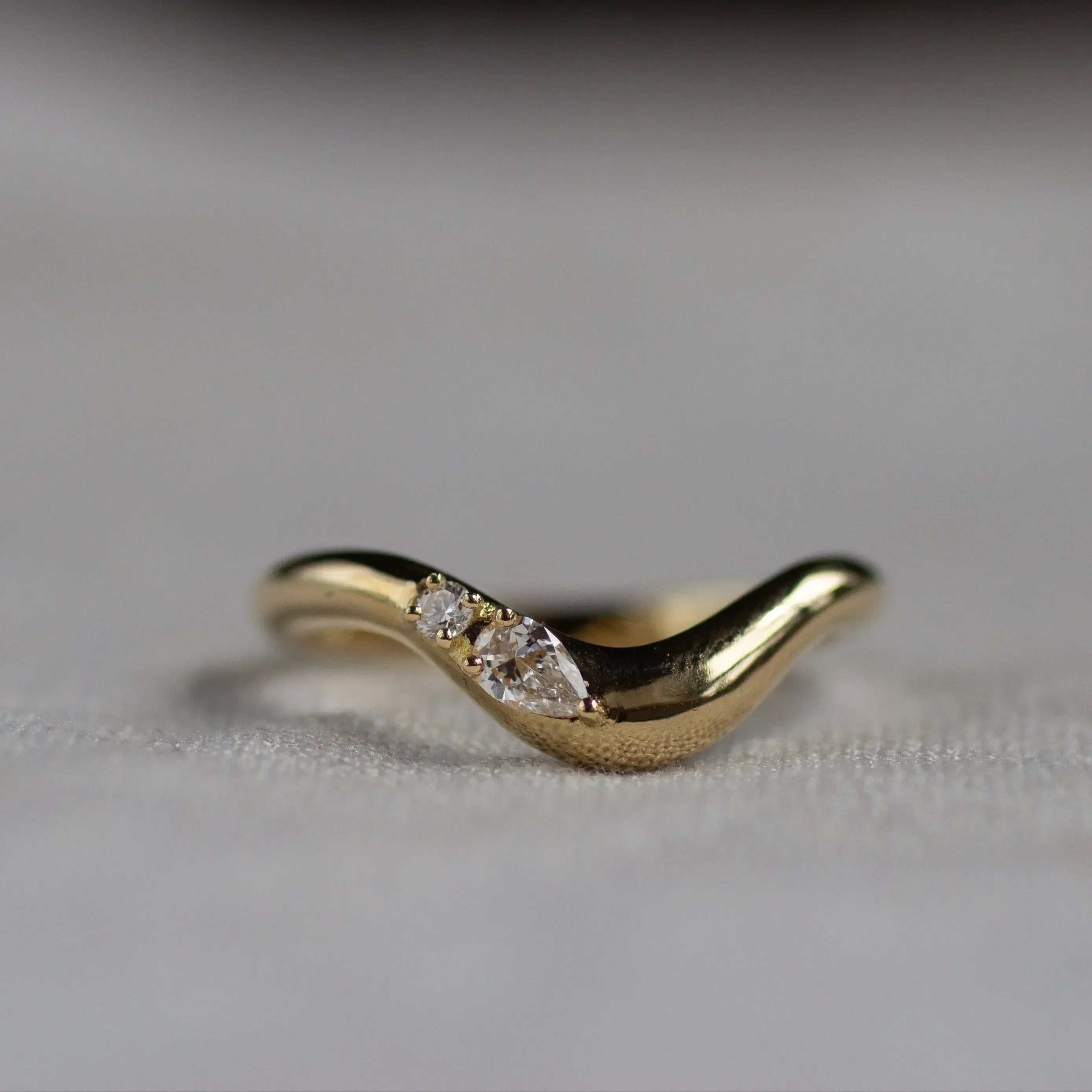 Everything you need to know about fitted wedding bands-Wild Fawn Jewellery