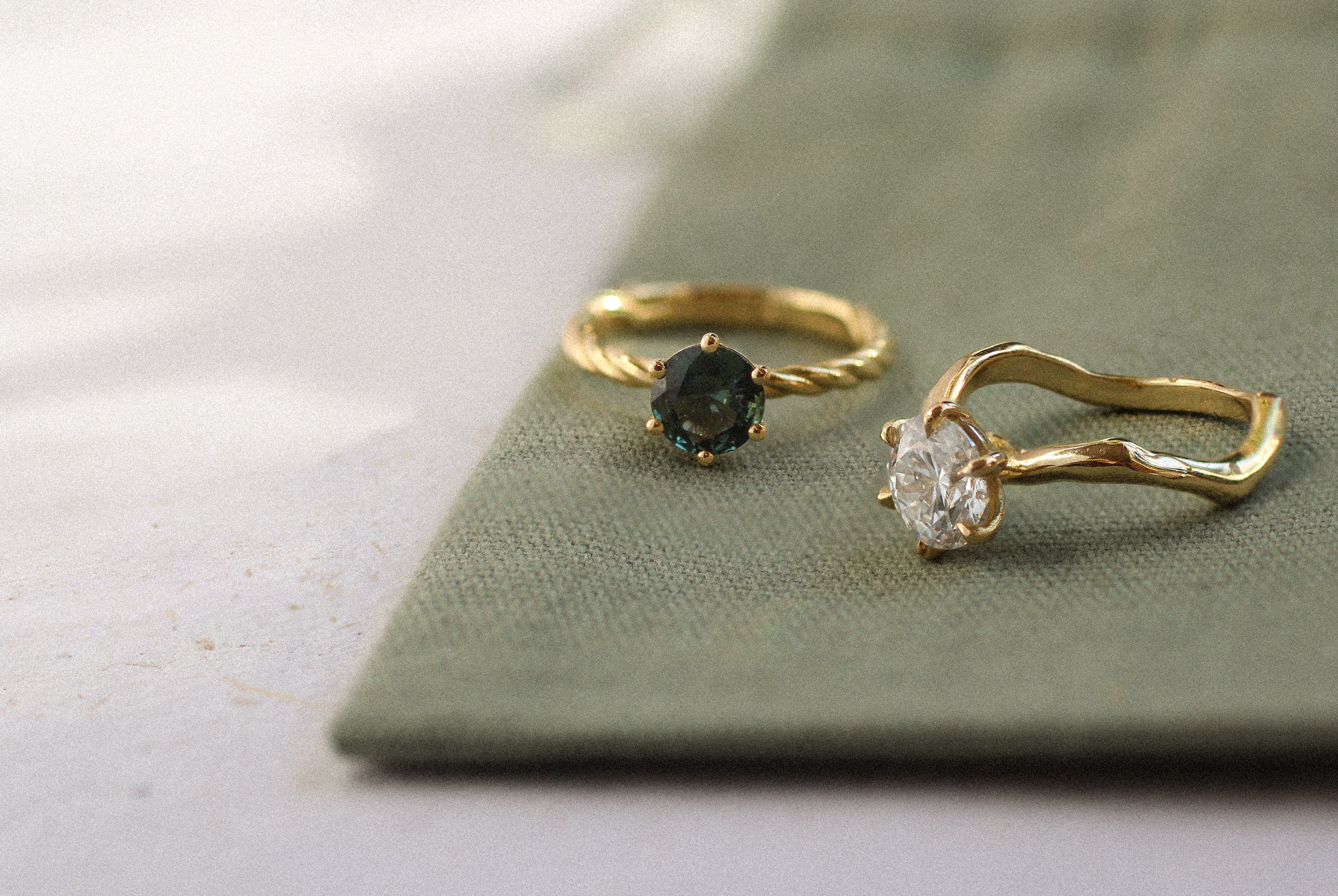 A guide to solitaire engagement rings