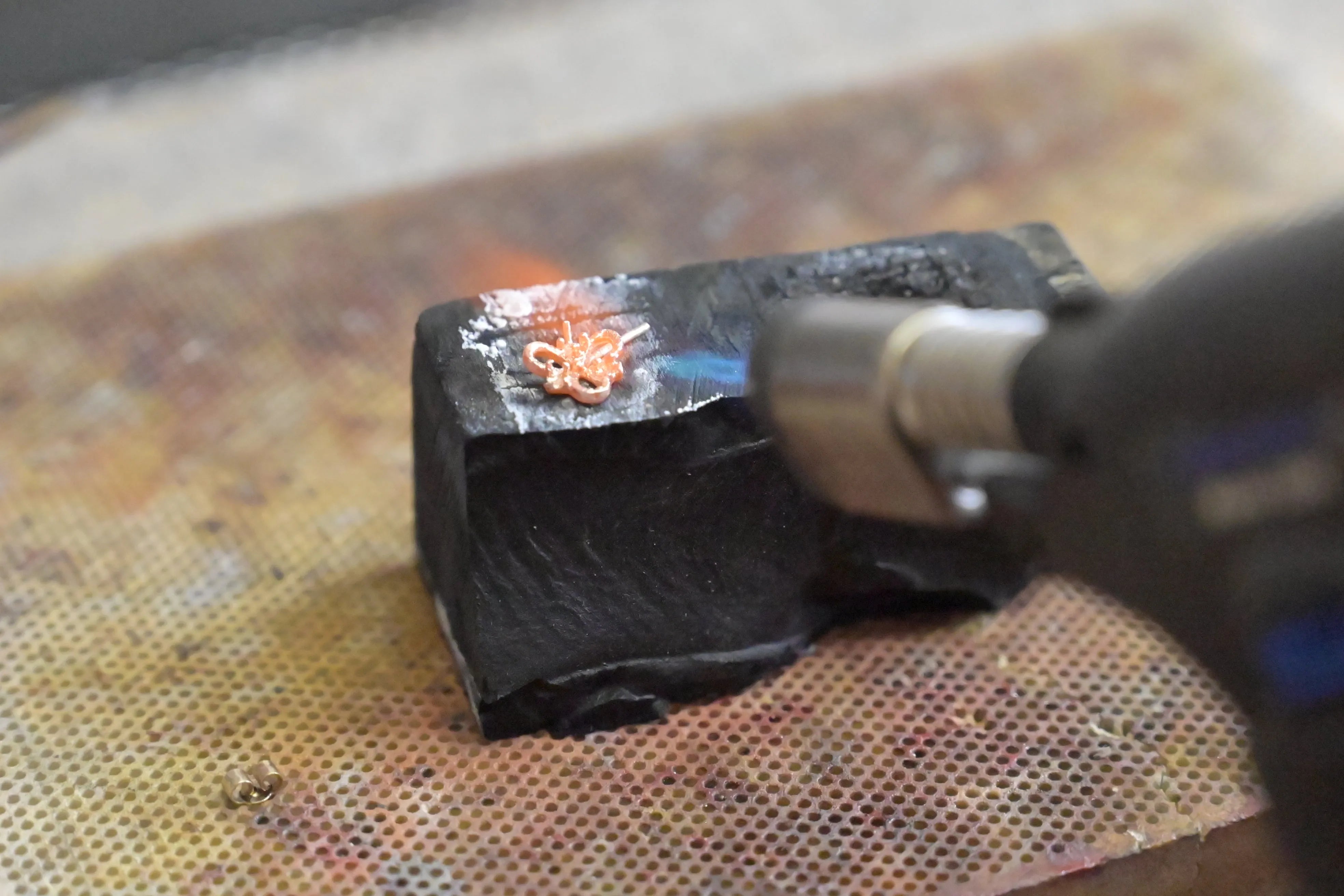 Heirloom gold 101: A guide to transforming gold into new jewellery-Wild Fawn Jewellery