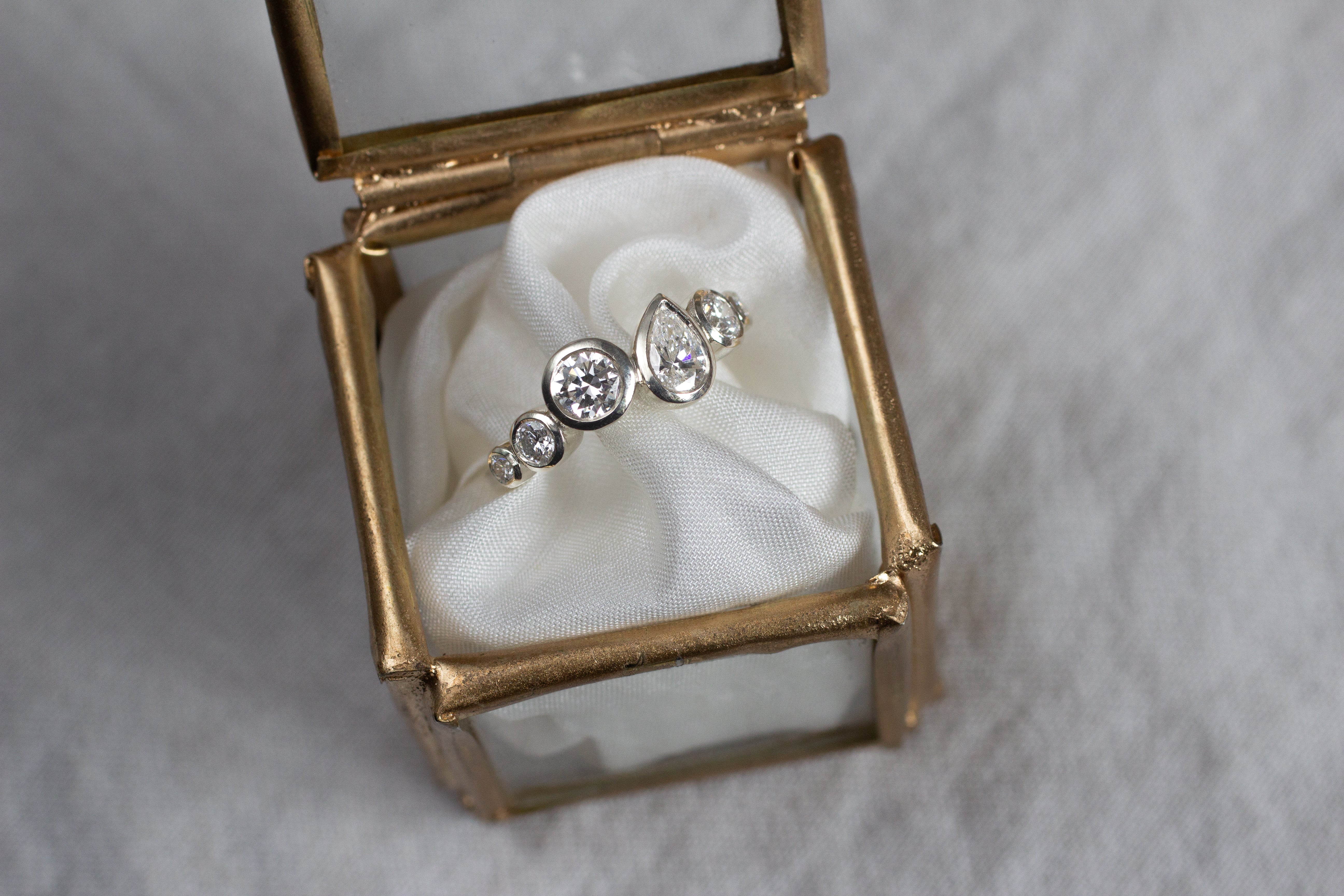 What is a bezel engagement ring?-Wild Fawn Jewellery