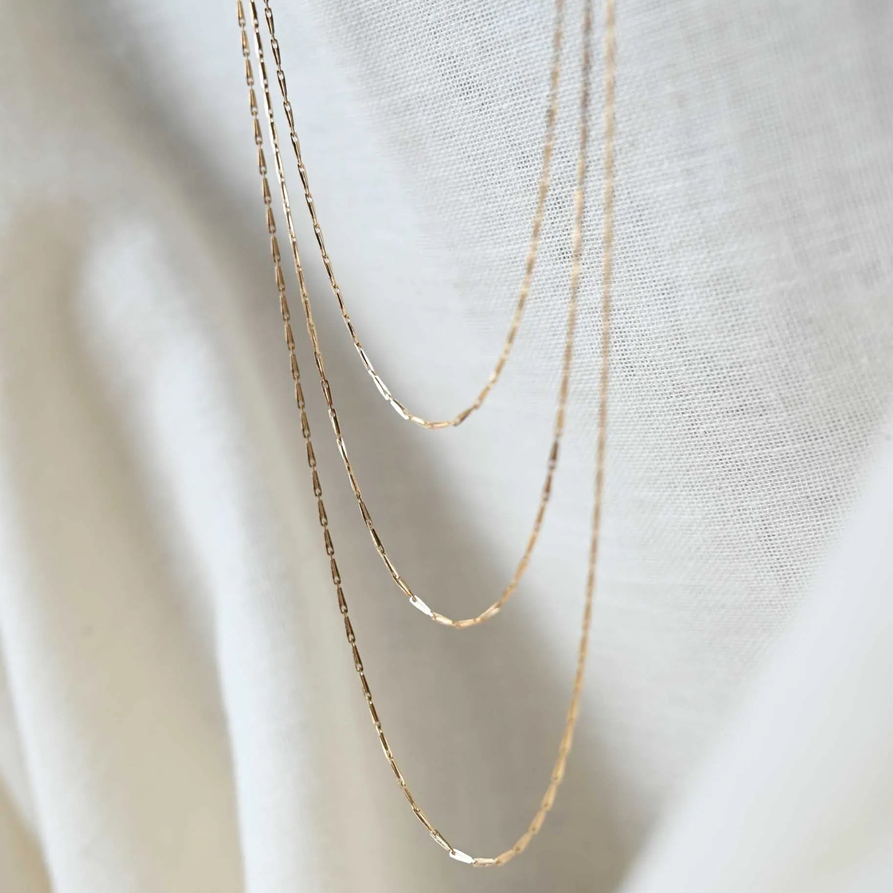 9ct Yellow Gold 1.13mm Hayseed Chain Necklace – Solid Italian Gold | Bolt Ring Clasp - HS11 Gold Chain 9ct Yellow Gold 1.13mm Hayseed Chain Necklace – Solid Italian Gold | Bolt Ring Clasp - HS11 Gold Chain