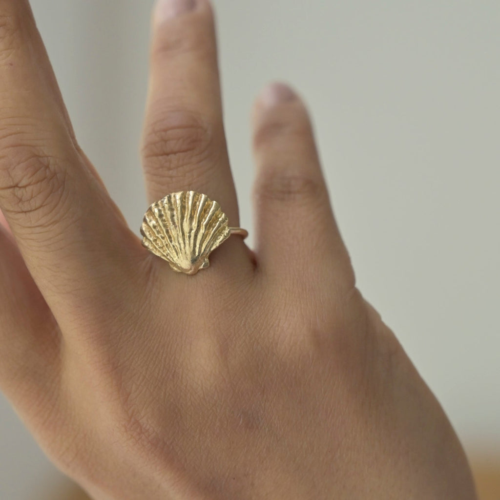 9ct Gold Seashell Ring