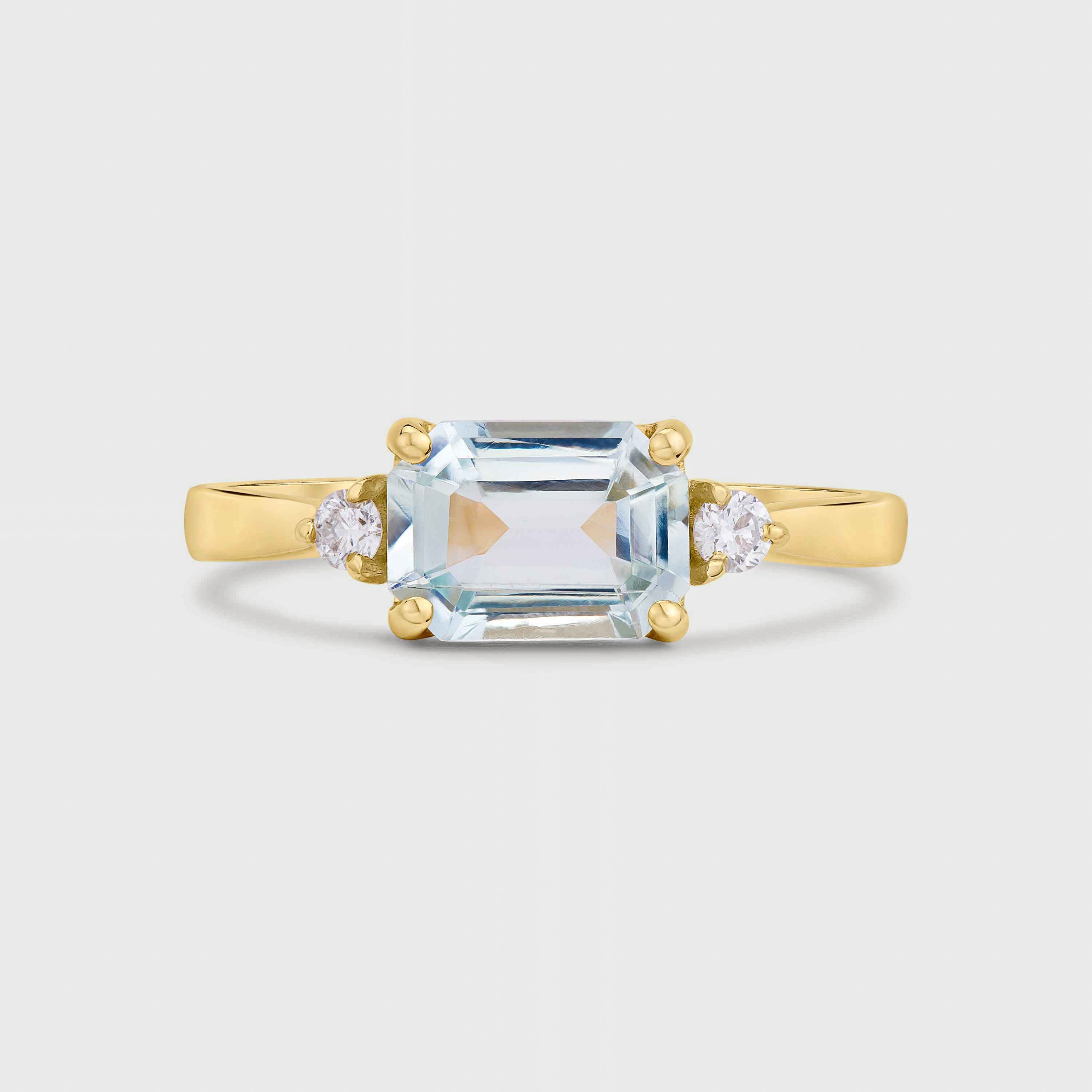 9ct Gold Three Stone Aquamarine Engagement Ring