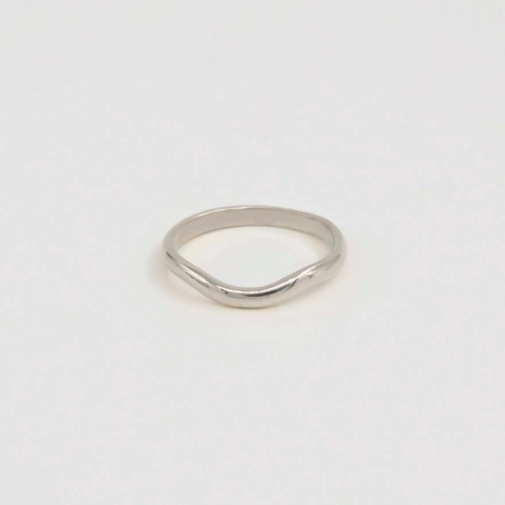 9ct White Gold Curved Nesting Wedding Ring