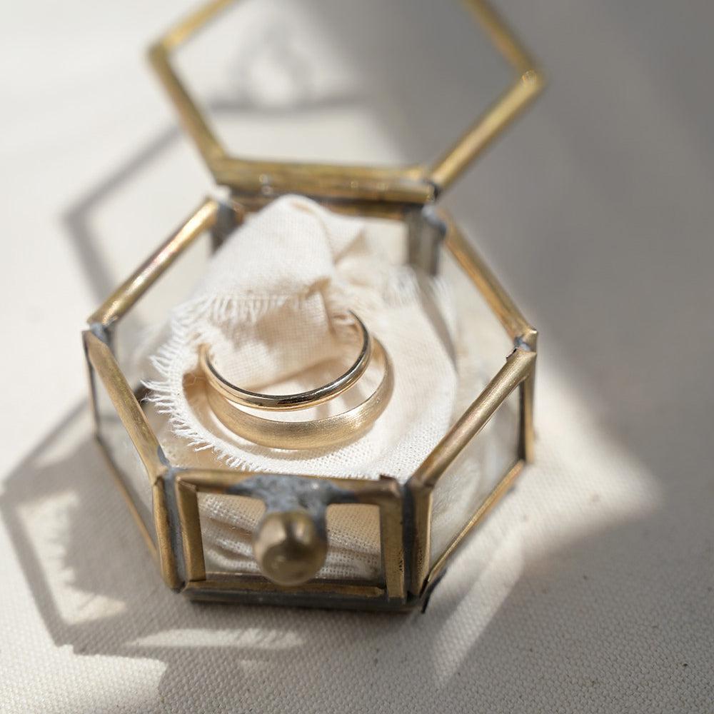 9ct Yellow Gold Delicate Wedding Ring
