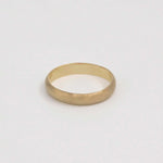 9ct Yellow Gold Frosted Light Wedding Ring