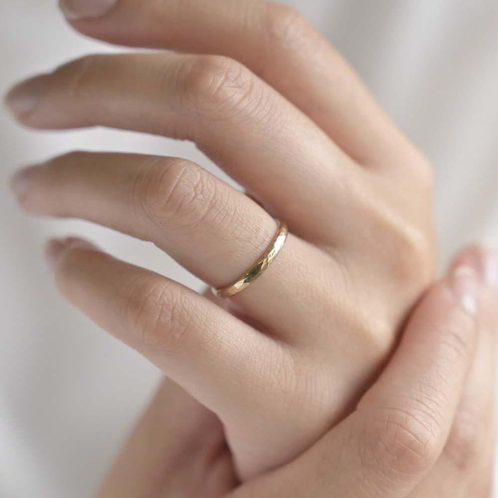 9ct Yellow Gold Hammered Delicate Wedding Ring