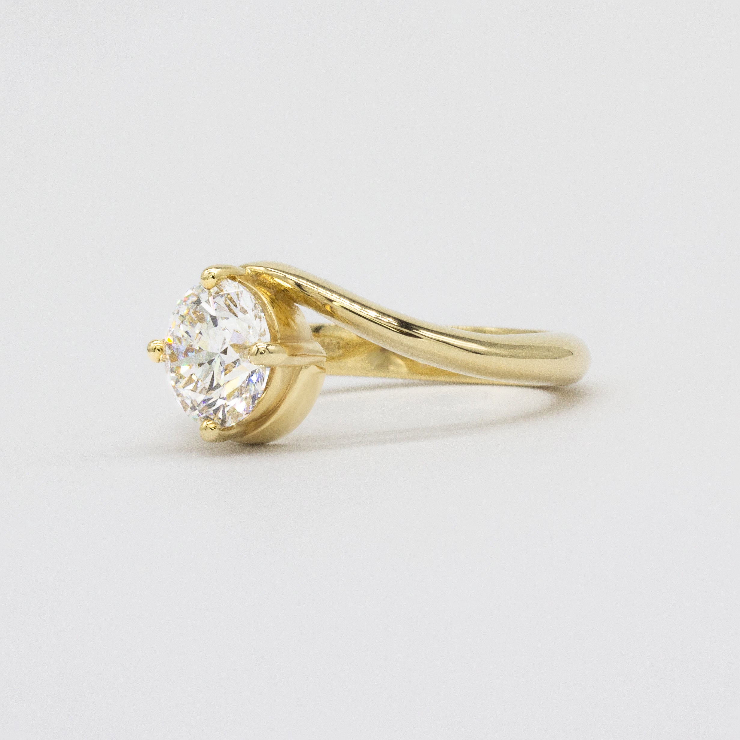 Round Diamond Wave Engagement Ring