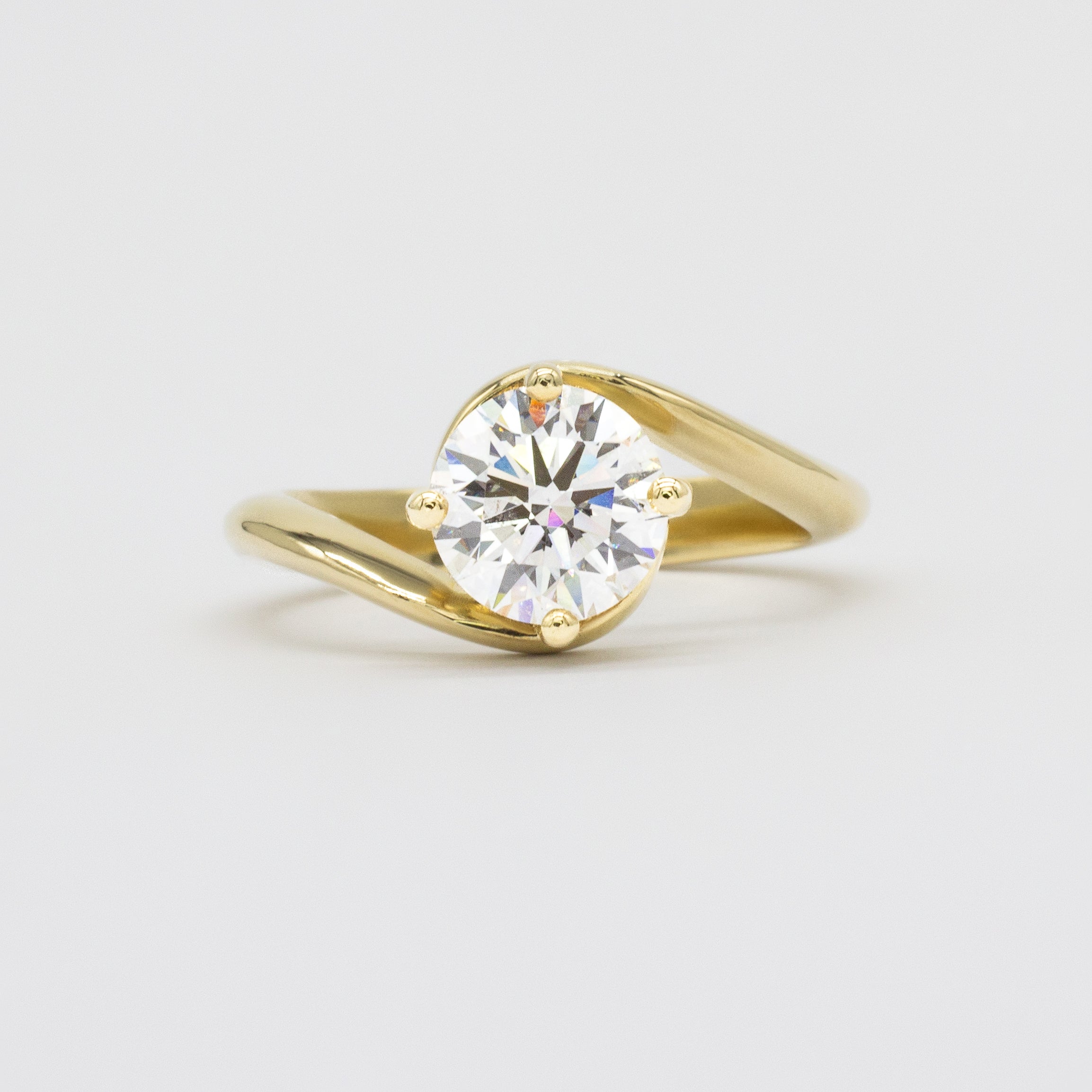 Round Diamond Wave Engagement Ring