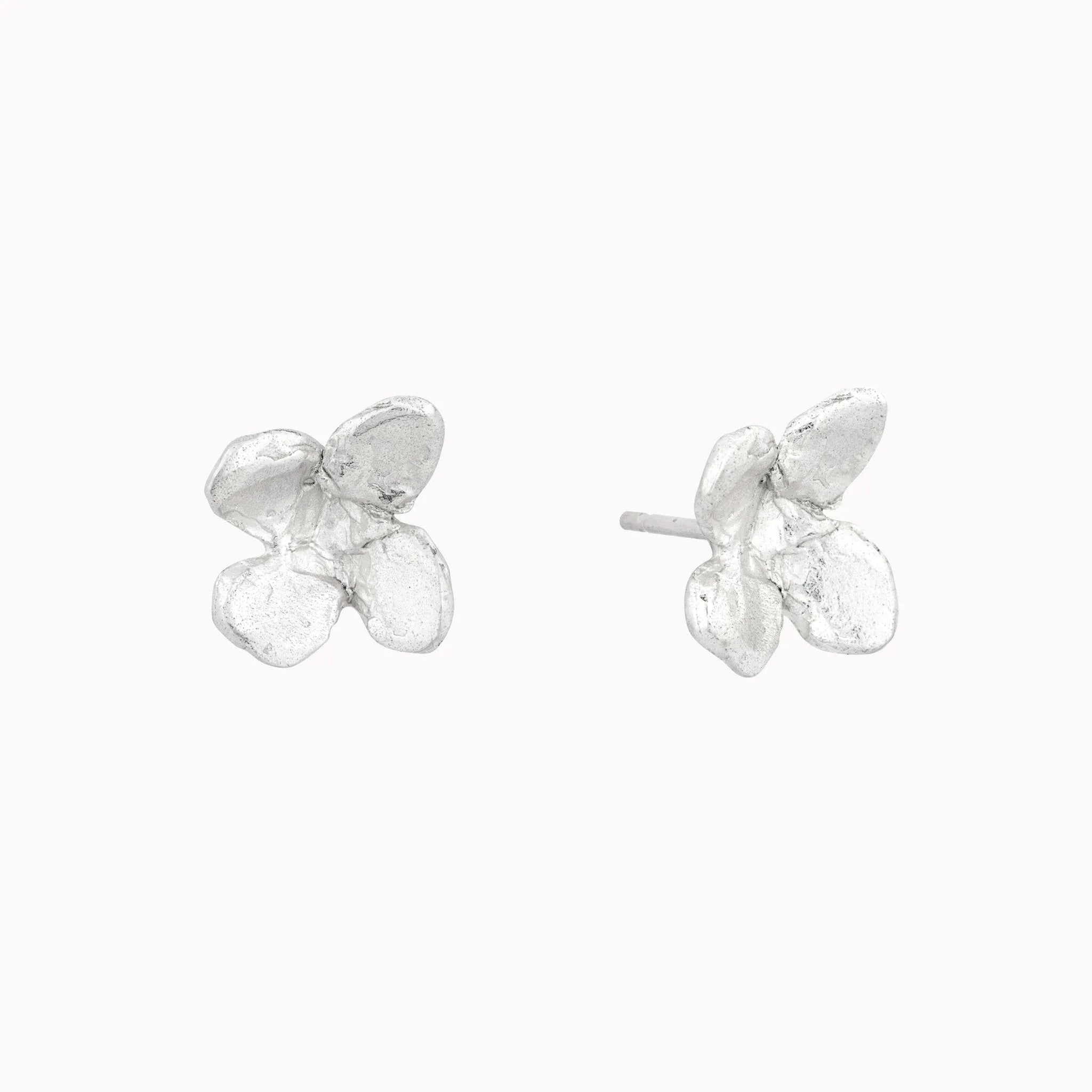 Orecchini A Perno In Argento 925 Con Smalto Bianco E Zirconi – Fiore Di Ciliegio – Gioielli Eleganti Per Donna, Regalo In Confezione Regalo