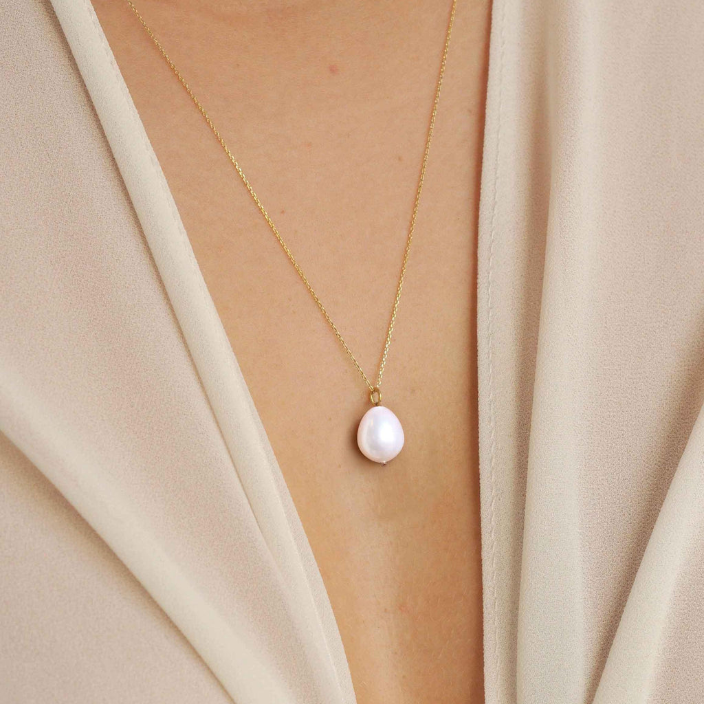 9ct Gold Pearl Pendant Necklace