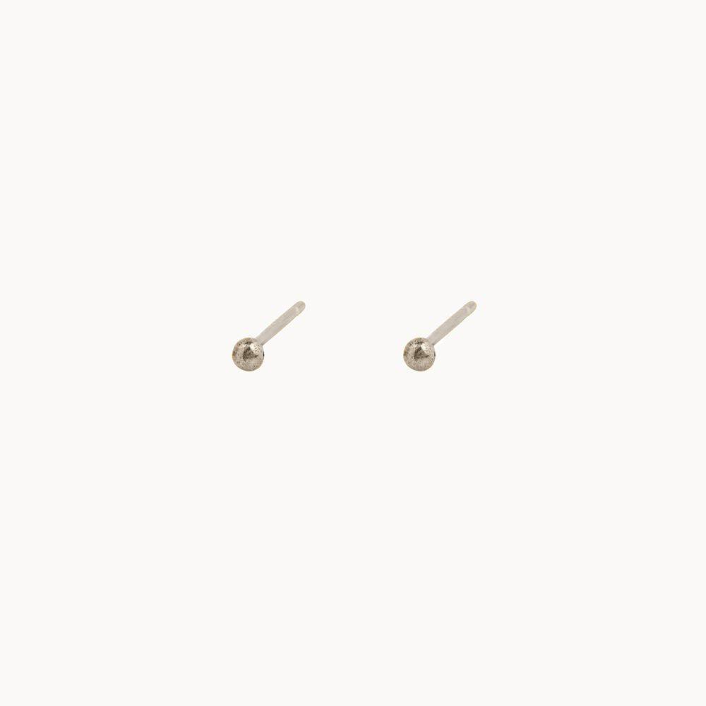 9ct White Gold Tiny Studs